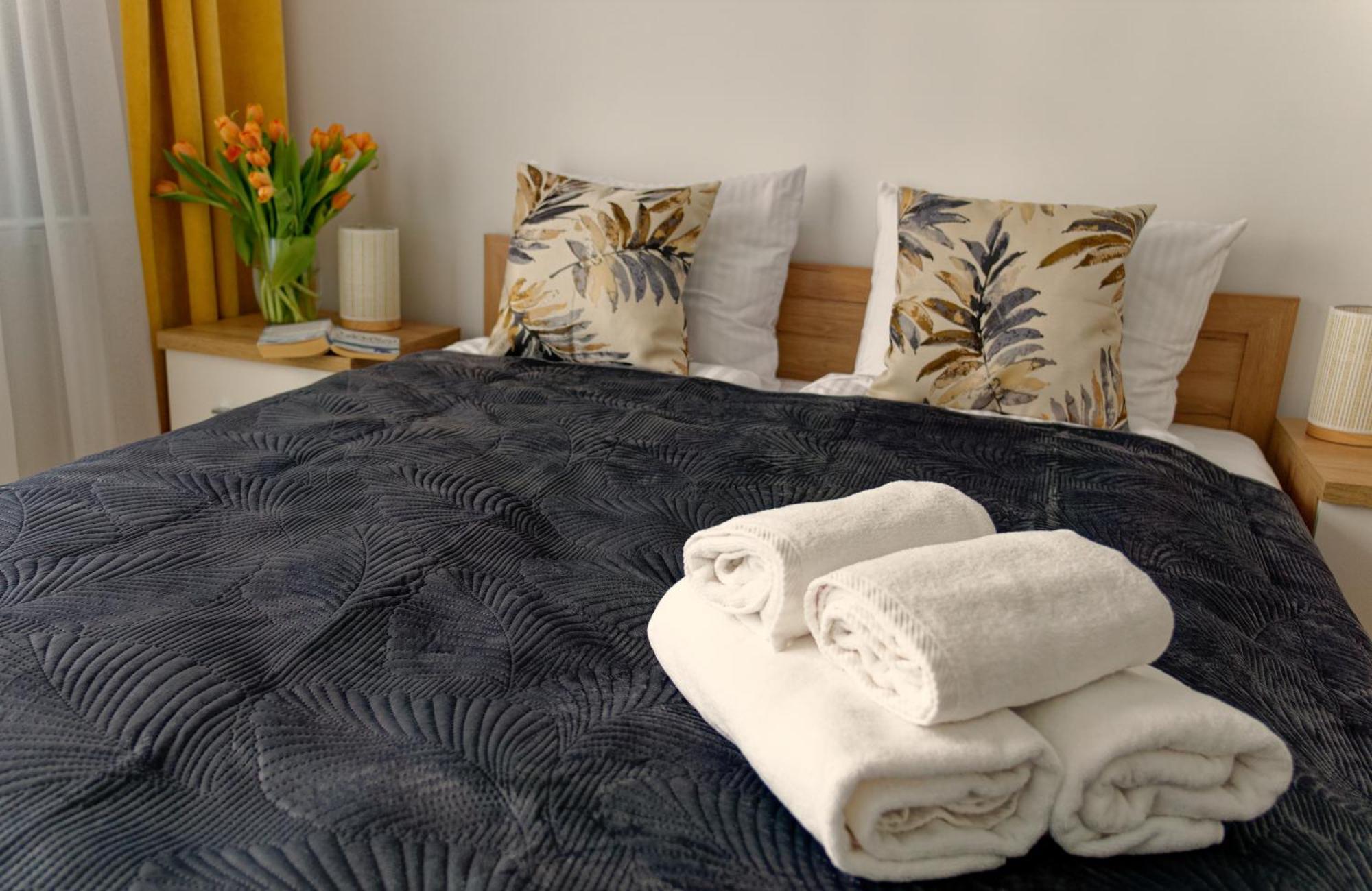 Przytulny Apartament Z Ogrodkiem W Doskonalej Lokalizacji Fair Rentals Wroclaw Ngoại thất bức ảnh